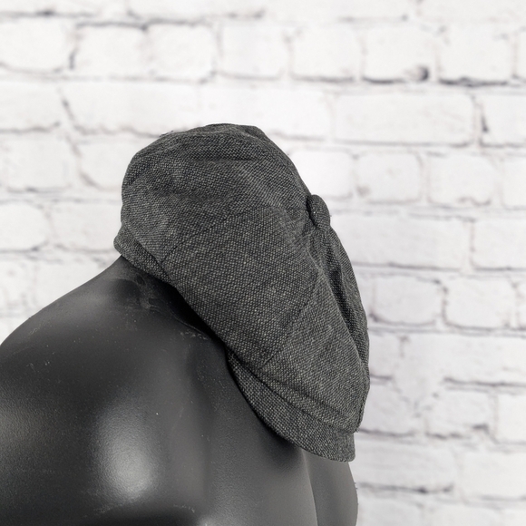 New dark gray / black newsboy cap, lined, elastic back - Picture 5 of 11